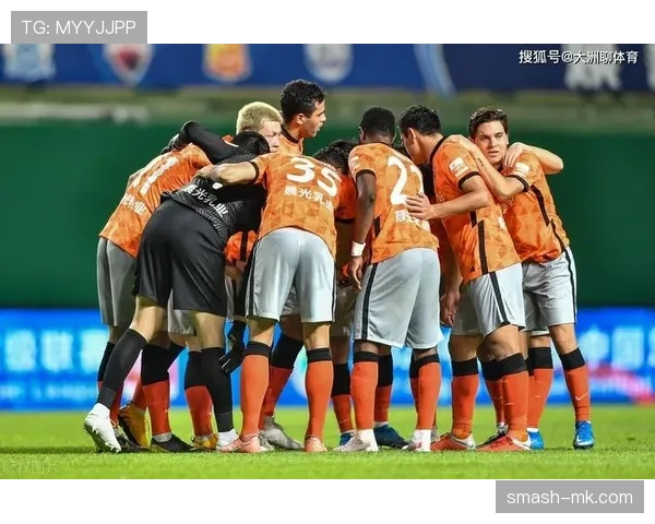 斯托克城高空轰炸揭秘：重温球队危难时刻与无名英雄的真实传奇